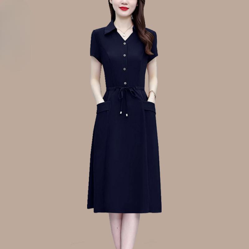 Modisches Sommerkleid für Mütter Lockere Passform Bindegürtel Elegant und Schlankmachend Mittelalte Frauen