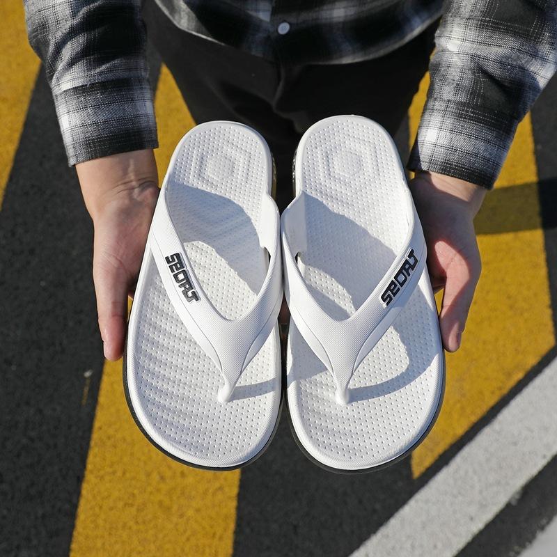 

Шлепанцы мужские летние прочные домашние нескользящие модные трендовые мужские пляжные туфли 40