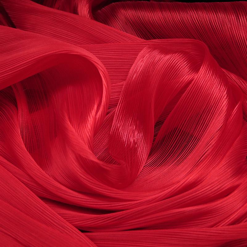 Shiny Pleated Organza Fabric for Elegant Wedding Dress Styling