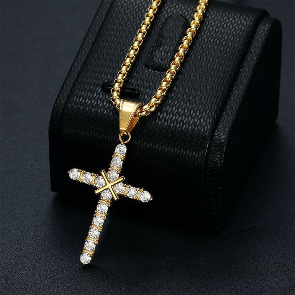 Religiöse kleine Jesus-Kreuz-Halskette für Damen, goldfarben, Edelstahlkette & Kreuzanhänger für Frauen, christlicher Schmuck, Geschenk