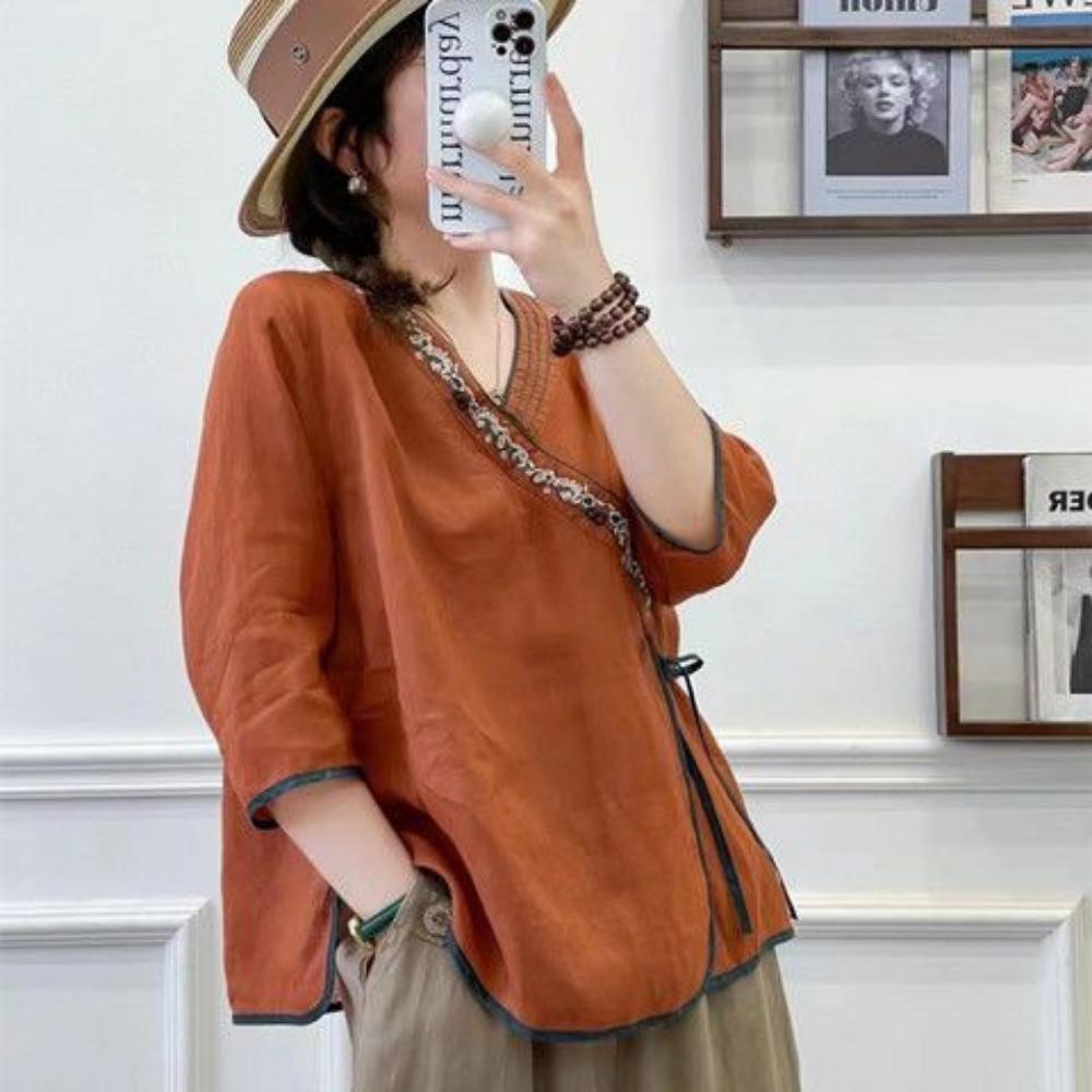 Neues V-Ausschnitt Retro Schrägkragen Chinesischer Stil Besticktes Baumwoll- und Leinen Kurzarm T-Shirt für Damen im Sommer mit lockeren Bindebändern Teejacke Oberteil