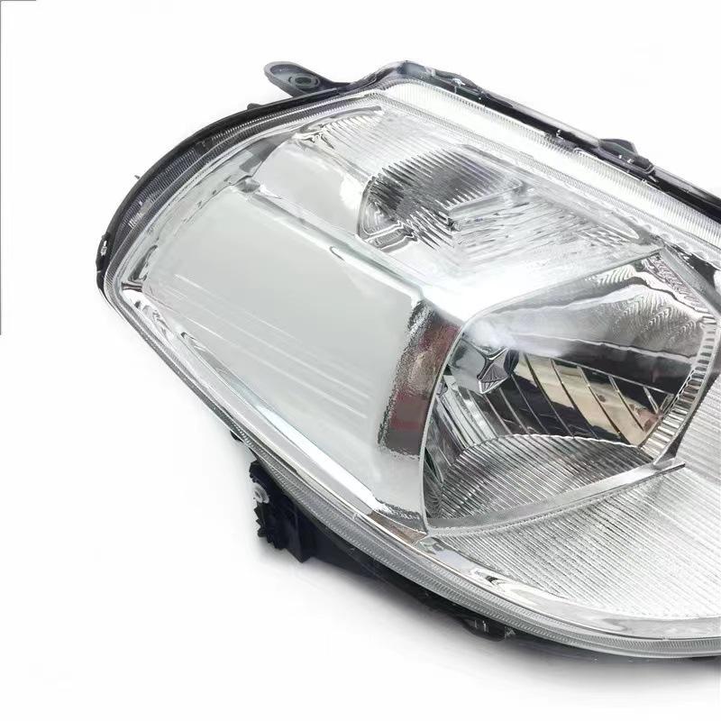 Tiida and Livina Headlight Assembly for 2005-2007 Models