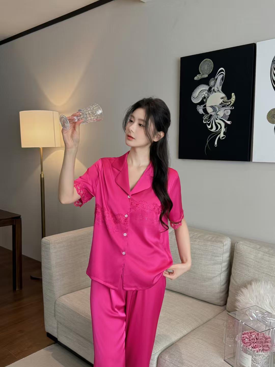 Women s Summer Ice Silk Pajamas Set: Short Sleeve, Long Pants, Rhinestone Details, High-End Luxury Homewear.