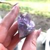 1 Stück Natürlicher Amethyst-Erzstein-Cluster Unregelmäßiger Edelstein Feiertagsgeschenke Heim-Aquarium-Dekorationen Wohnzimmer-Laden-Dekor