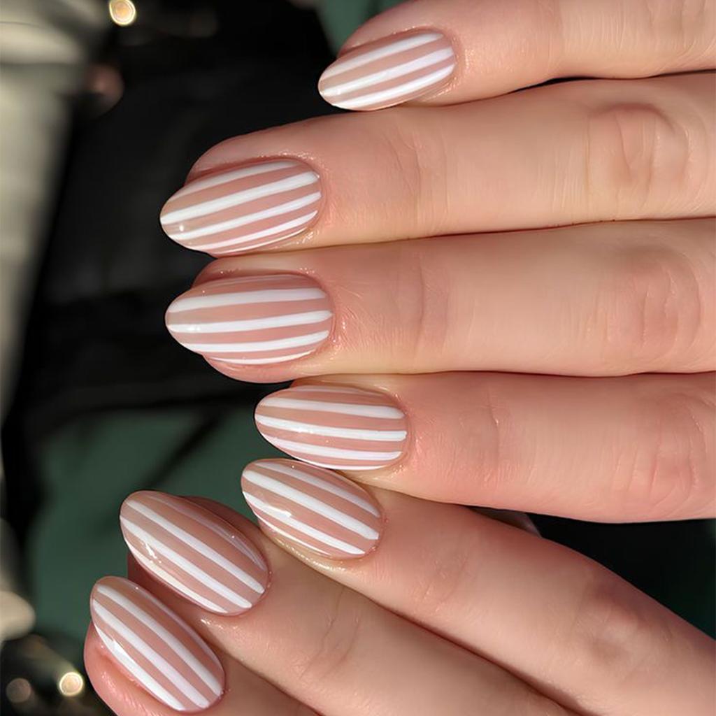 Blue Brown Polka Dot Cute Bow French Nail Art Summer Stylish Short False Nails Detachable Finished Fake Nails Press on Nails