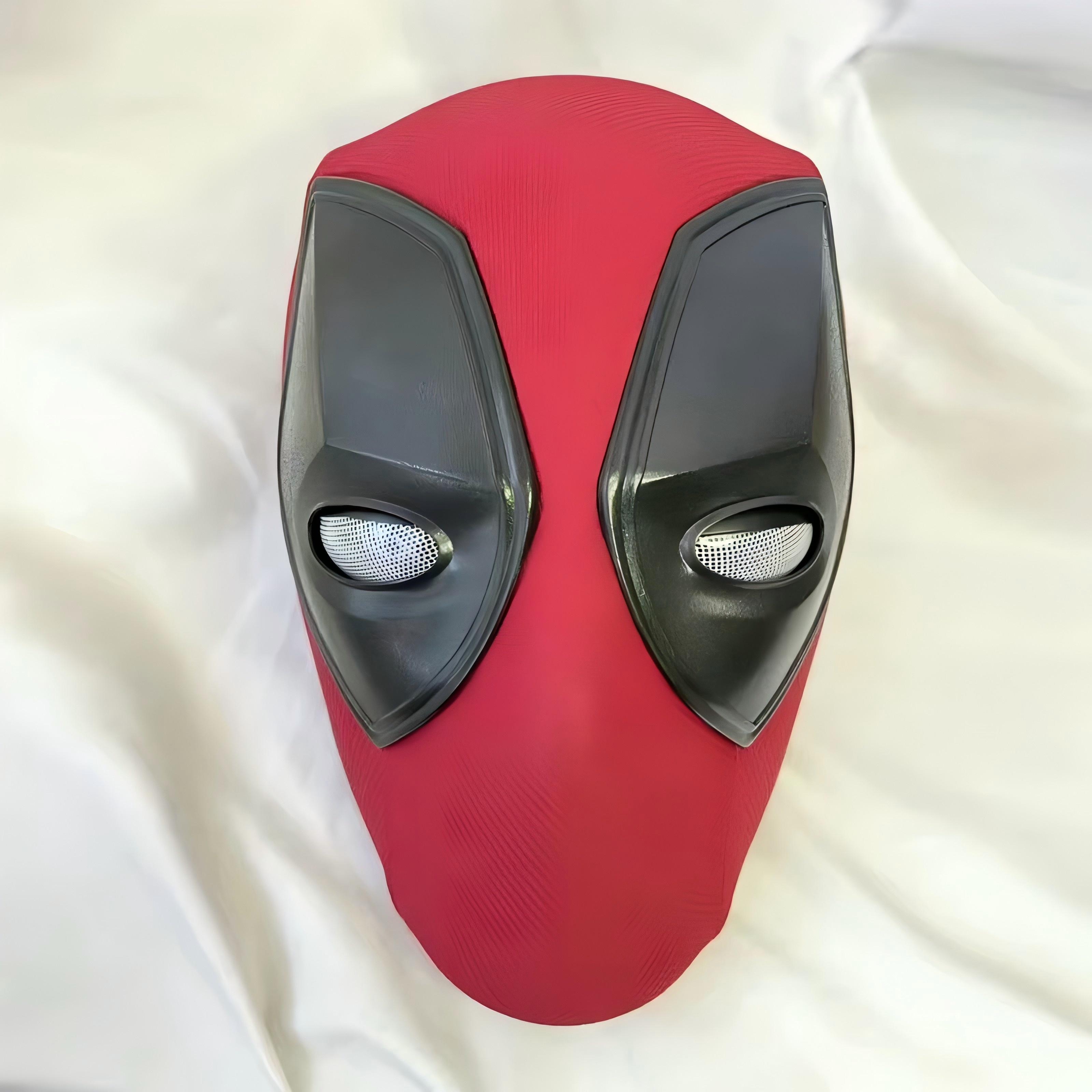 Deadpool s Cheap Headgear Electric Spider Man Helmet Can Blink and Glow Cosplay Mask Wolverine Toy