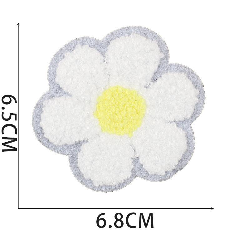 Color Towel Embroidery Patch Sticker Bag Decoration Small Safflower Computer Embroidery Cloth Sticker Ironing Cartoon Shell Subsidy