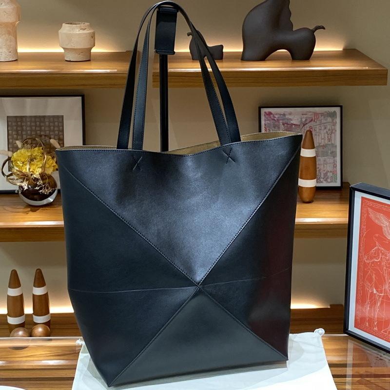 2026 New Genuine Leather Women's Bag Deformation Geometric Splicing Folding Tote Single Shoulder Diagonal Cross Trendy Manufacturer