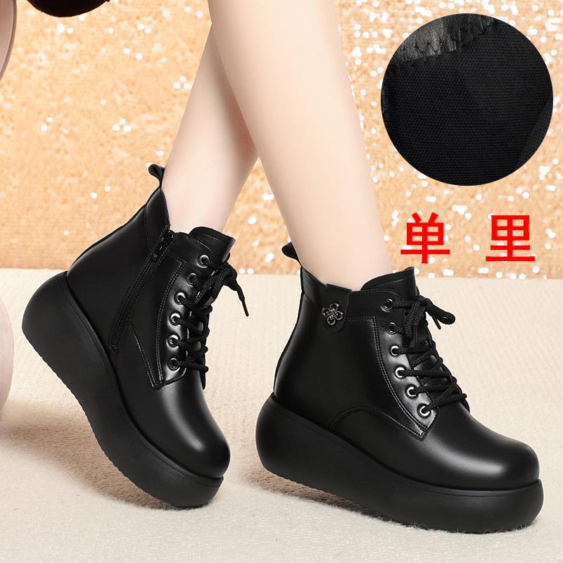 6cm Comfortable Thick Bottom Platform Shoes Soft Leather Boots Winter 2025 Med Heels Wedges Short Fur Snow Ankle Boots for Mom