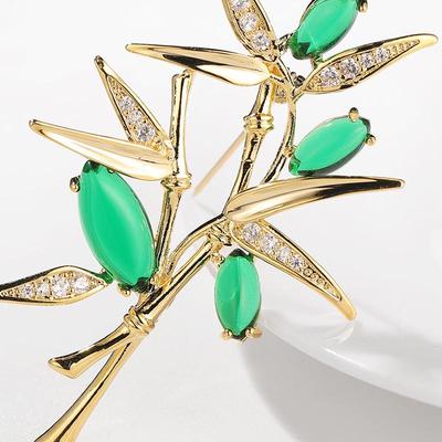 Broches y joyería para el cuerpo