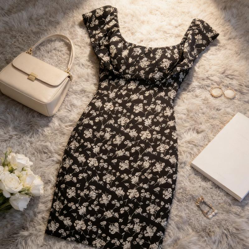 Sweet and spicy pure desire sexy spice girl one-word shoulder floral dress children's summer new slim and thin hip skirt