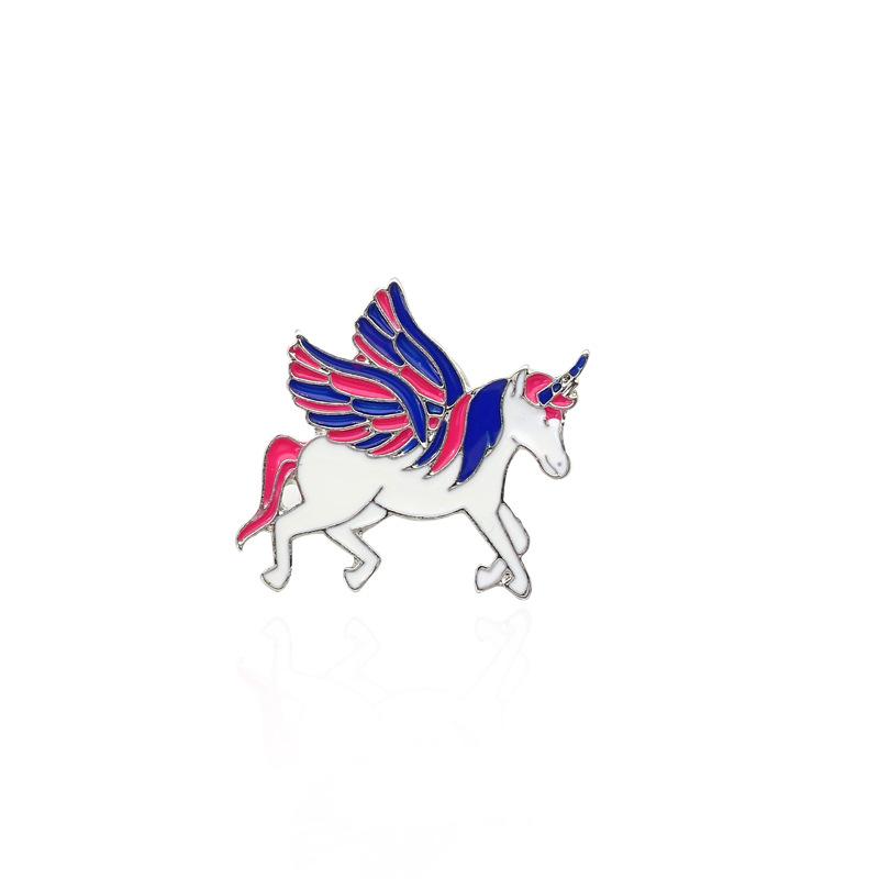 Cartoon Flying Horse Brooch Cute Animal Corsage Ornament Christmas Birthday Gift