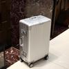 OEING Aluminum Frame Spinner Luggage