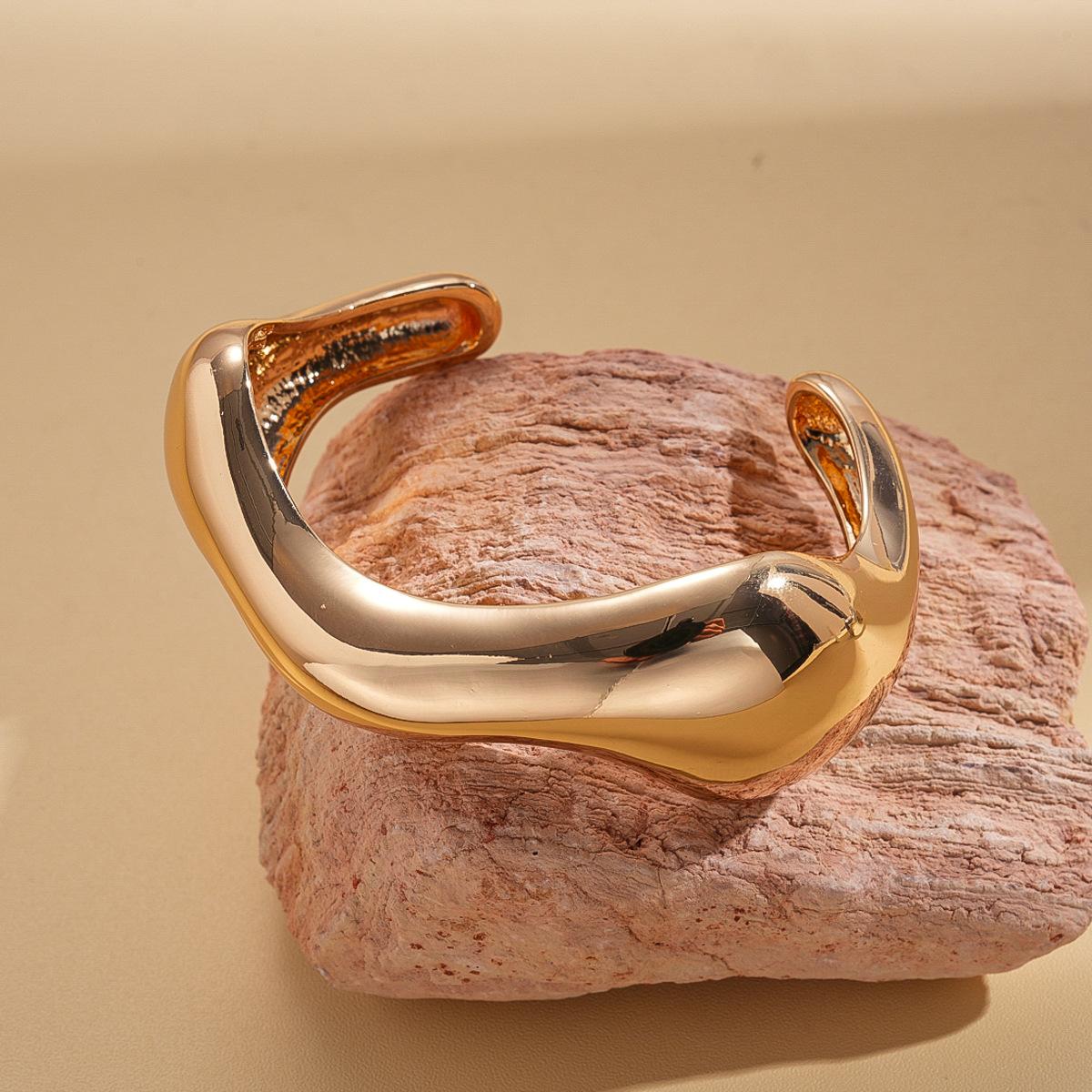 European and American heavy industry geometric irregular round opening bracelet personalized environmental protection bracelet