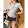 Gray High-end Design Slanted Shoulder Short-sleeved T-shirt Summer New Korean Version Slim and Thin Off-shoulder Short Top