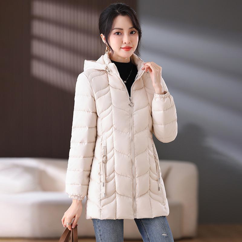 

Легкая и тонкая новая пуховая куртка большого размера для среднего возраста, средней длины, теплая и модная хлопковая одежда с капюшоном на осень и зиму 6XL150-82.5 kg