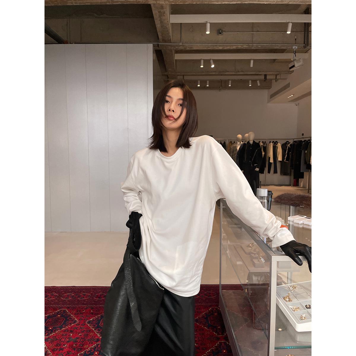 JCCC Shadow Fluffy T - White Brushed Texture Round Neck Long Sleeve Tee L белый