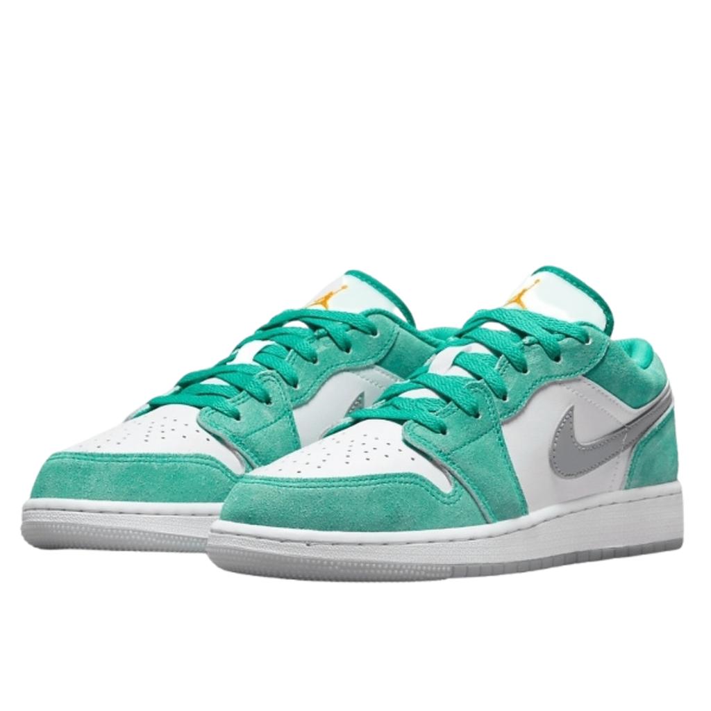 Air Jordan 1 Low SE New Emerald Grey