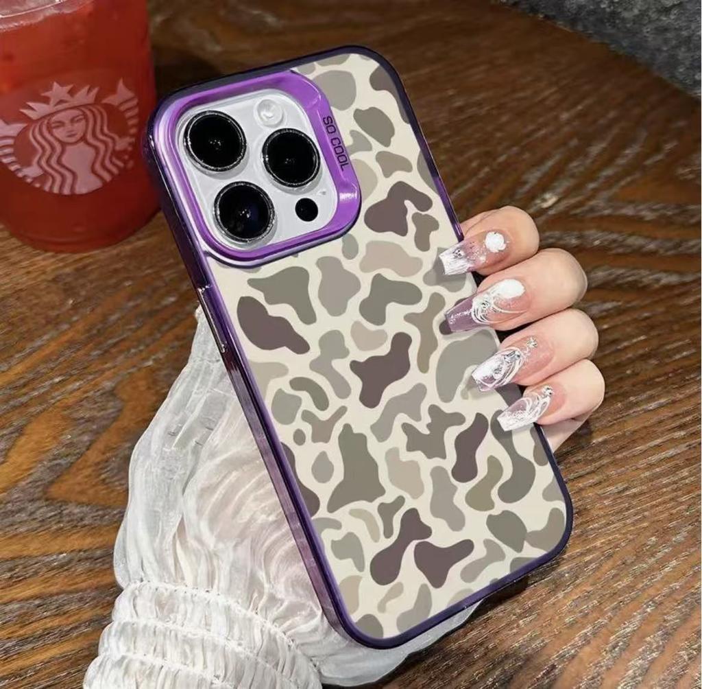 The new camouflage is suitable for iphone17 mobile phone case Apple 16promax/15 personality 14pro13 Europe and America