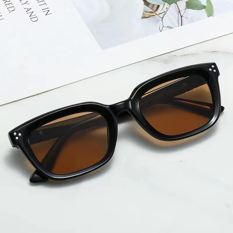 NeoRetro 5307 Sunglasses BROWN