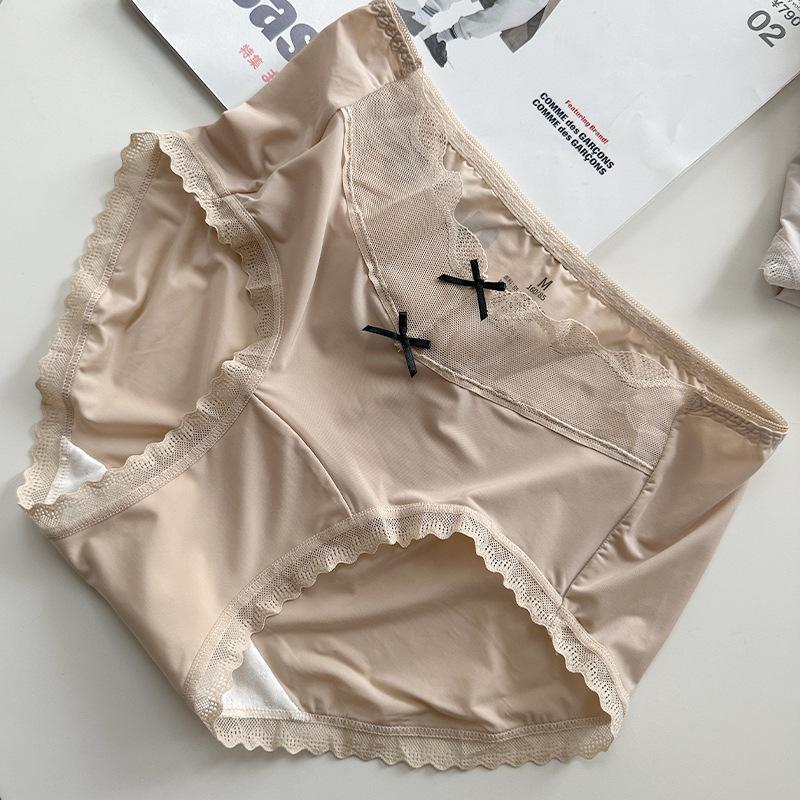 Ladies Summer Thin Comfortable Breathable No Trace Naked Milk Skin Ice Silk Cool Briefs