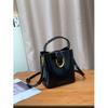 100% Genuine Leather Women's Bucket Bag New Fashion Large Capacity Commuter Handbag Shoulder Crossbody Bag for Women
