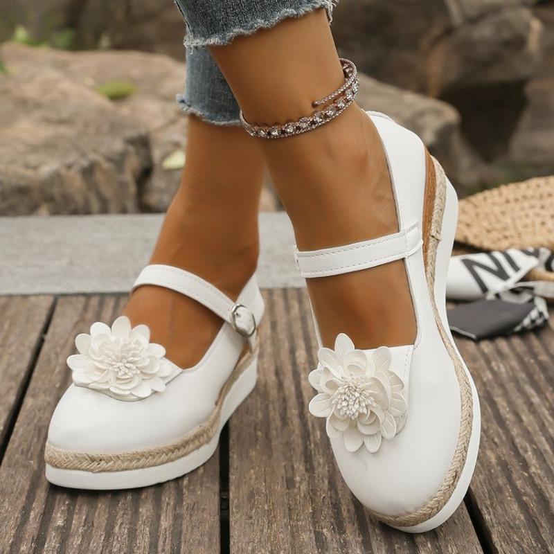 Thick-soled Fashion Casual Single Shoes Women's Flower Bag Head Belt Buckle Hollow Wedge Heel Large Size Single Shoes