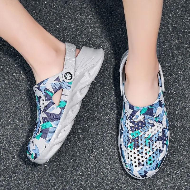 Hollow Hole Shoes Men's Sandals Summer Slippers Beach Shoes Men's Non-slip Outer Wear Camouflage Toe Sandals Flip Flops