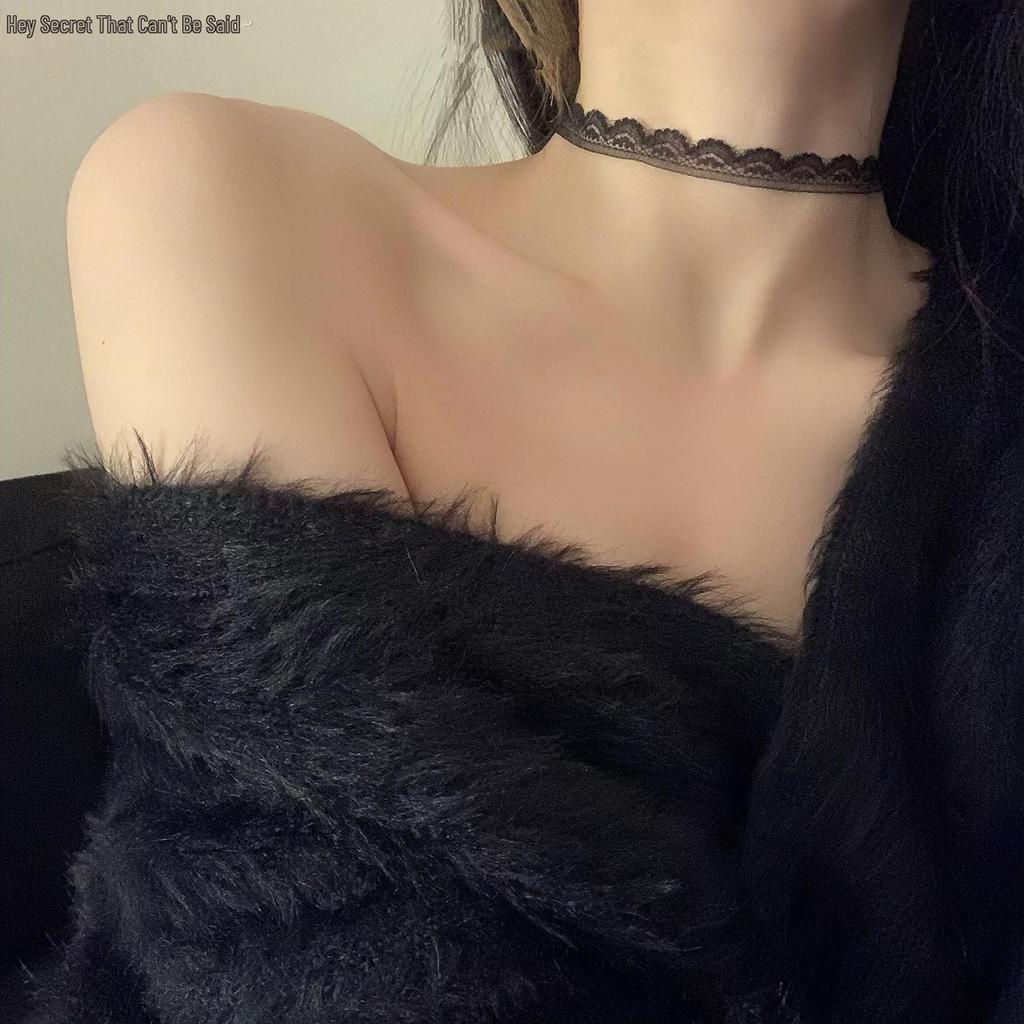 Spicy Girl Black Lace Choker Necklace - Temperament Clavicle Chain Women's Accessory