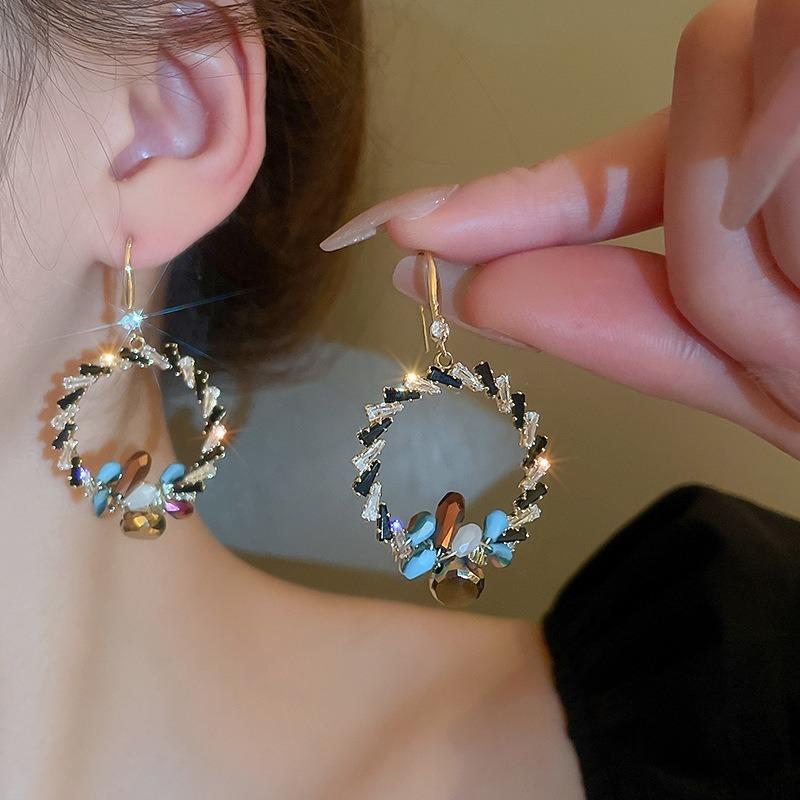European and American Exaggerated Heavy-duty Crystal Tassel Earrings for Women, Elegant and Sophisticated Earrings, Trendy New Bestsellers