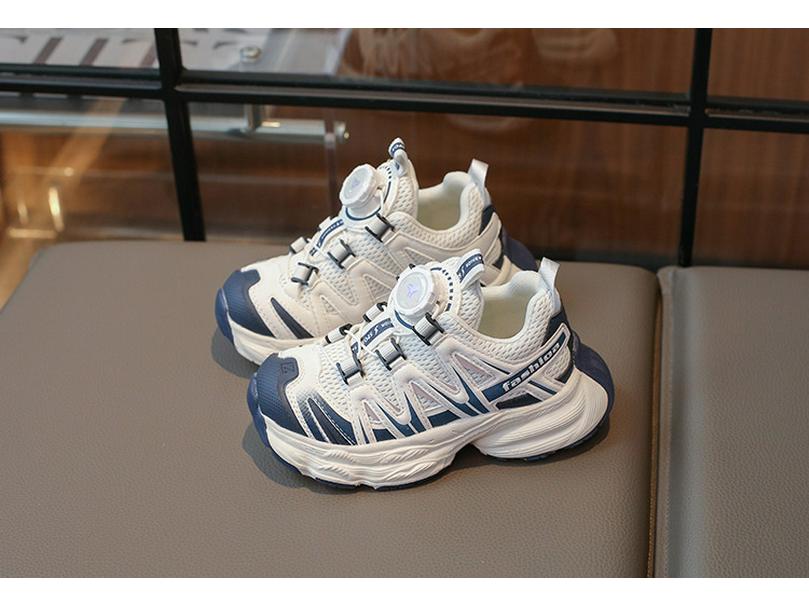Zapatillas de Running de Malla Transpirables Deportivas para Niños y Niñas Coreanas Tendencia Primavera 2026 con Hebilla Giratoria
