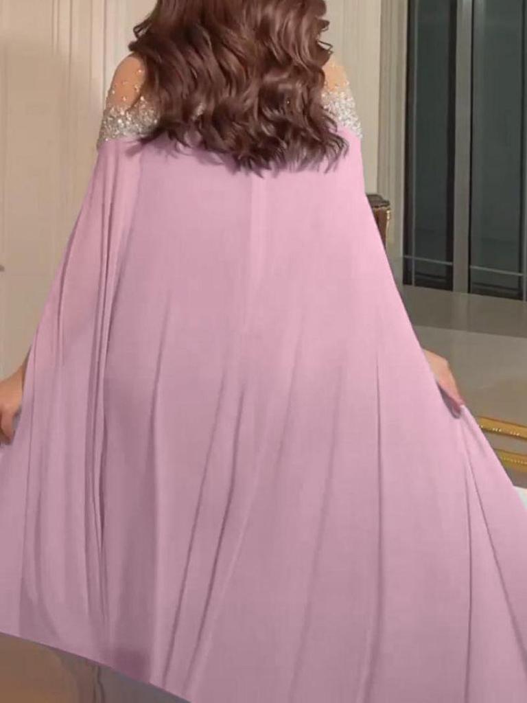 Elegantes Chiffon-Abendkleid mit hoher Taille und Perlenverzierungen