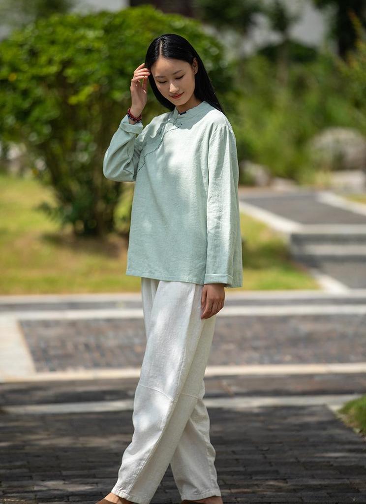 Women's Hand-Stitched Retro Chinese Frog Button Cotton Linen Shirt