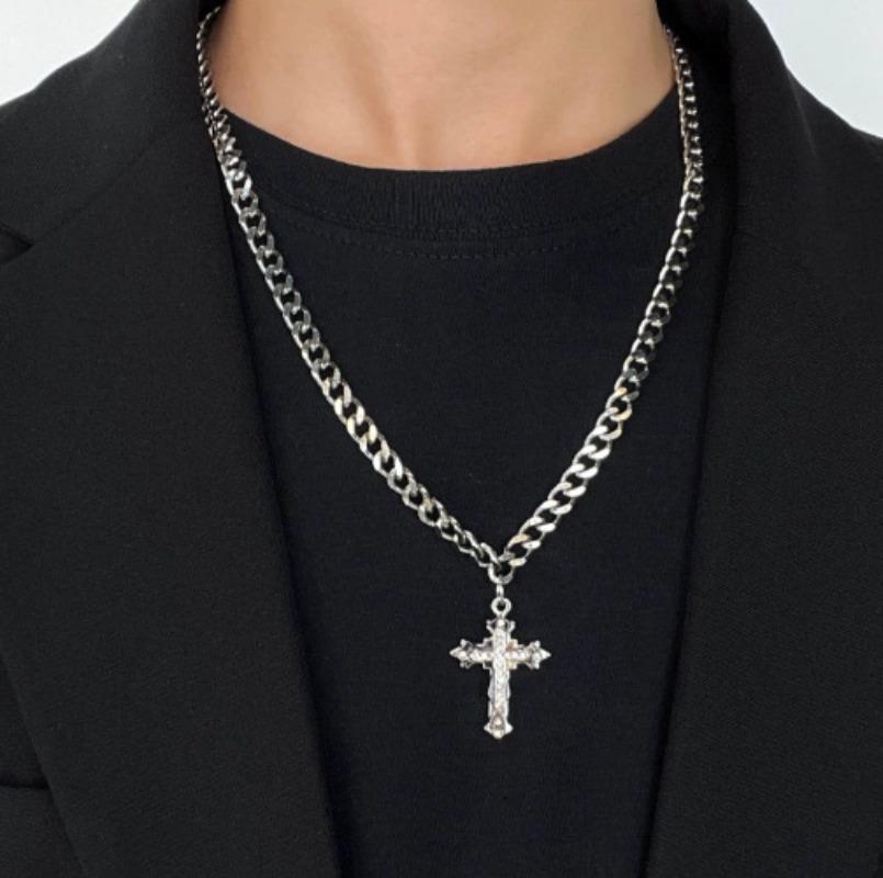 Equator Cross Necklace Men's Tide Hip Hop Premium Tide Brand Versatile Pendant Niche Design Accessories