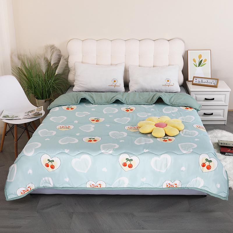 Skin-Friendly Cotton Quilt: Double-Sided, Washable Summer & Autumn Blanket