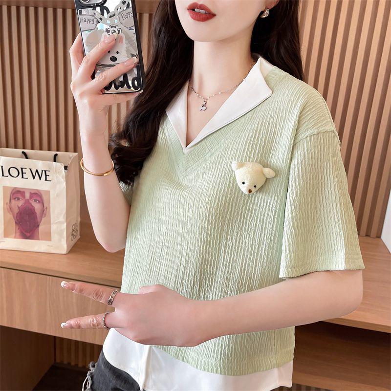 

2026 Summer Women s Loose Fit Little Bear Color Block T-Shirt, Korean Style, Plus Size, Fake Two-Piece Short Sleeve. M зелений