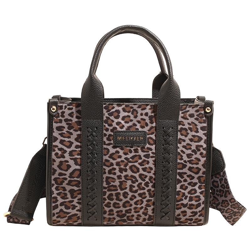 Leopard Print Niche Design Fashion 2025 New Small Square Bag Classic Woven Handbag Women's Bag Women's Messenger Bag