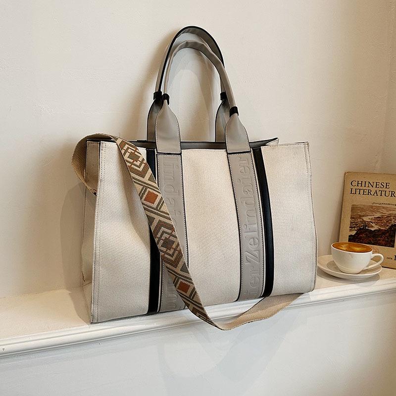 Women's Large Capacity Tote Bag - Versatile Crossbody/Shoulder Handbag for Autumn/Winter 2024