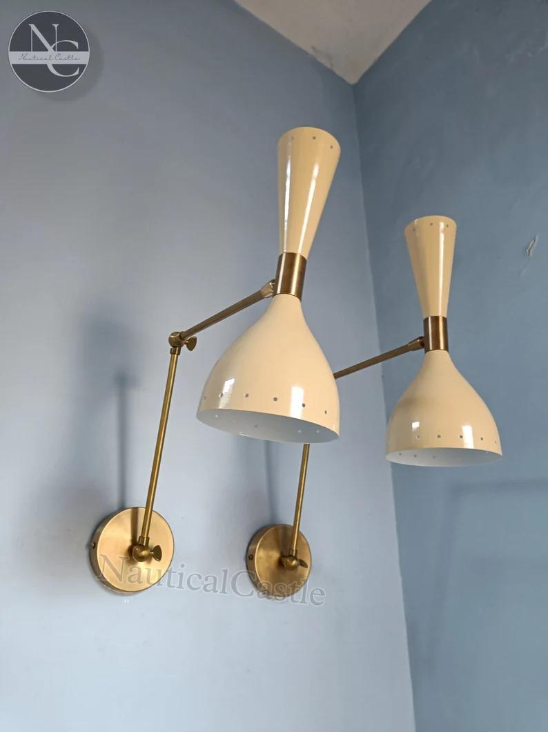 

Mid Century Italian Brass Wall Sconce Pair: Cream Diablo Stilnovo Style вершковий