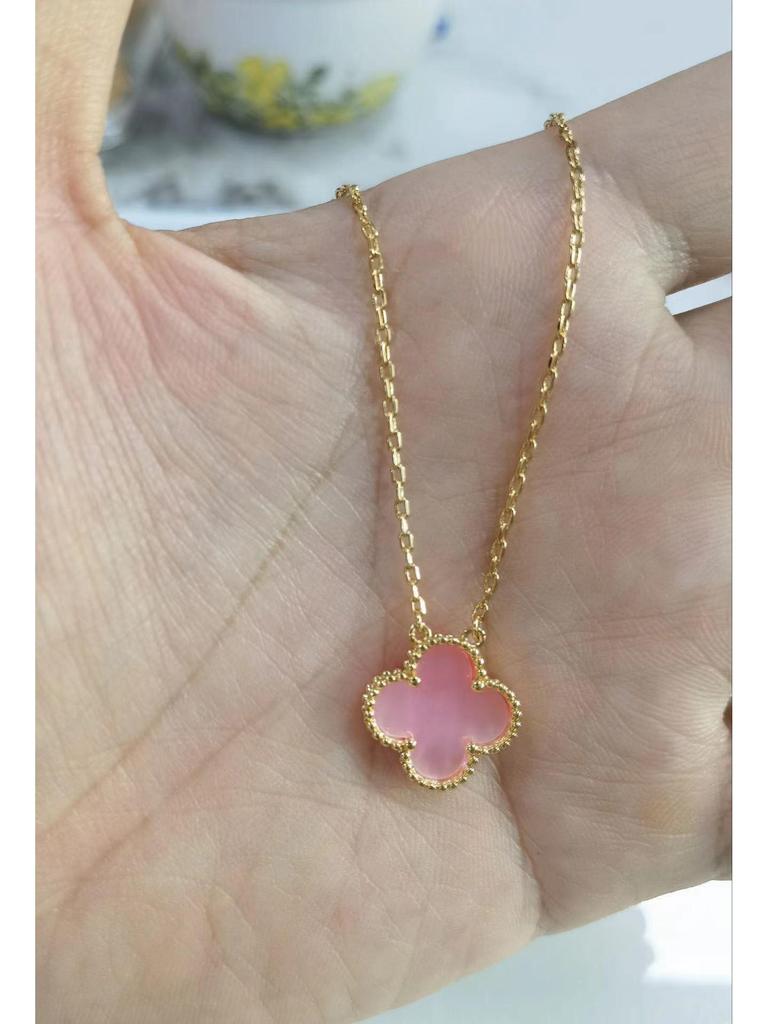 Halskette mit vierblättrigem Kleeblatt, 18 Karat vergoldet, mit Anhänger aus rosenrotem Chalcedon, Achat und weißem Muschelkern für Damen