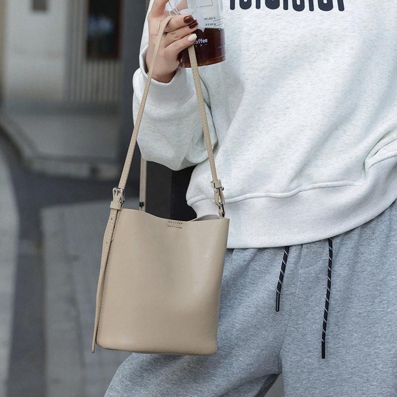 

Сумка-ведро из коровьей кожи растительного дубления, женская новая кожаная женская сумка, ретро сумка-мессенджер, сумка на плечо для通勤