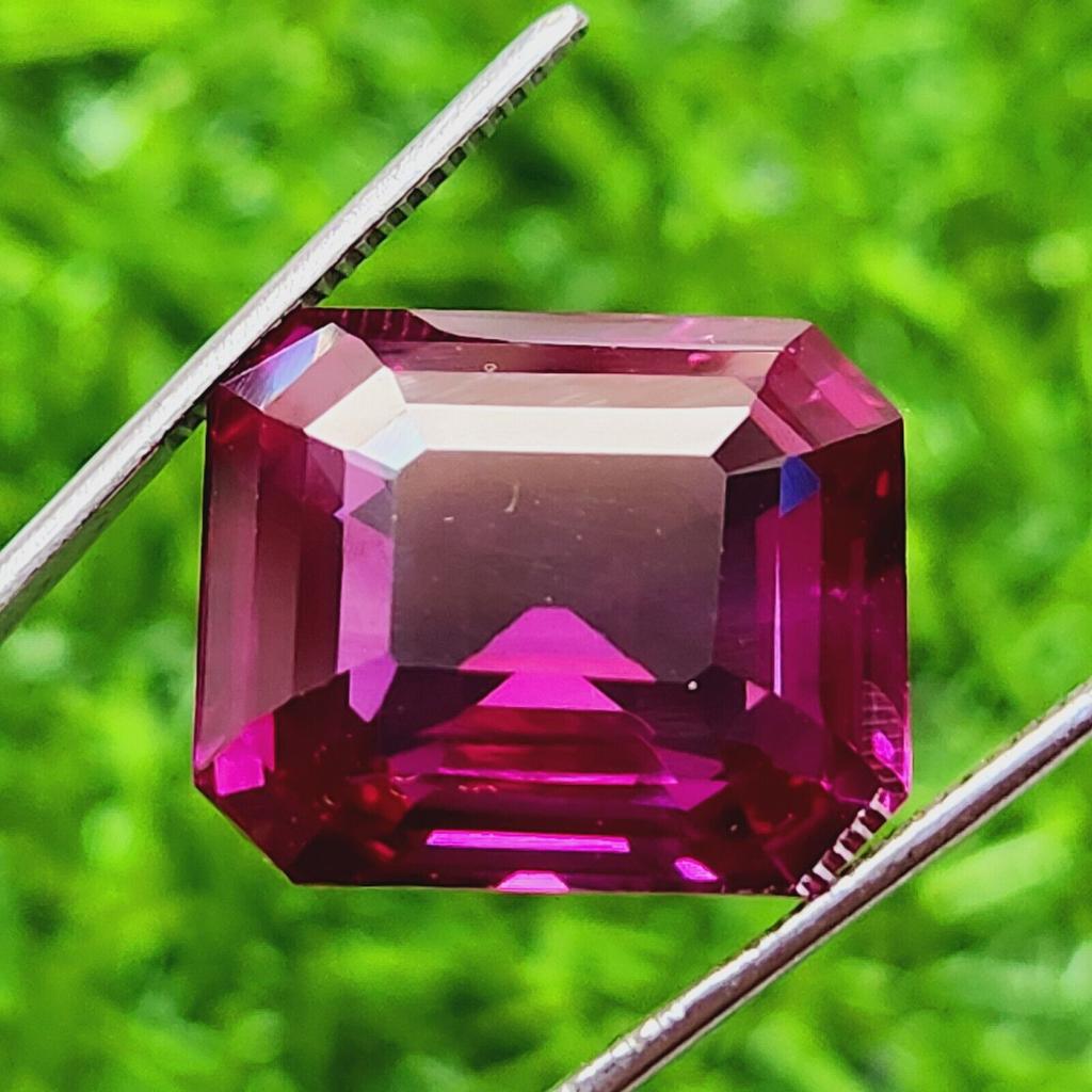35.00 Ct Natural Padparadscha Sapphire Gemstone Emerald Shape Certified