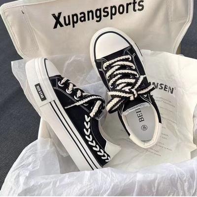 Lässige Sommer- und Herbst-Canvas-Damenschuhe Low-Top Dicksohlige Atmungsaktive Weiße Schuhe