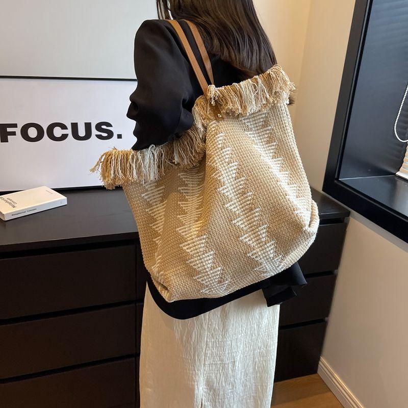 Large Capacity Women's Korean Style Fringed Shoulder Versatile Student School Commuter Canvas Tote Bag