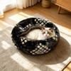 Peluş Kapüşonlu Kedi Yatağı, Yarı Kapalı Sakinleştirici Yuva, Kendi Kendini Isıtan Mağara, İç Mekan Kedileri veya Küçük Köpekler İçin Rahat Yatak, Kaymaz Tabanlı Çıkarılabilir Yıkanabilir Kılıf