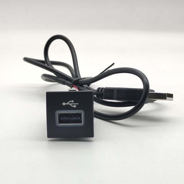 1PC Quick Car Charger Socket 12V/24V Cigarette Lighter USB Interface Adapter For Volkswagen Jetta 5 MK5 Scirocco Golf 6 06-12