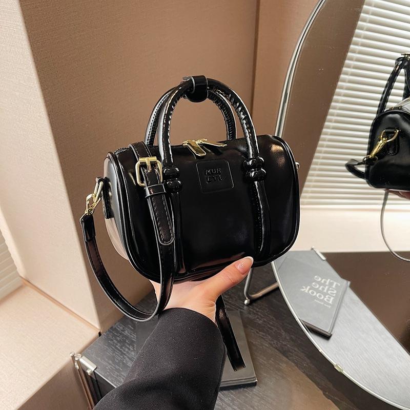 Hand Carry Fashion Casual Shoulder Bag New Small Square Bag Messenger Bag