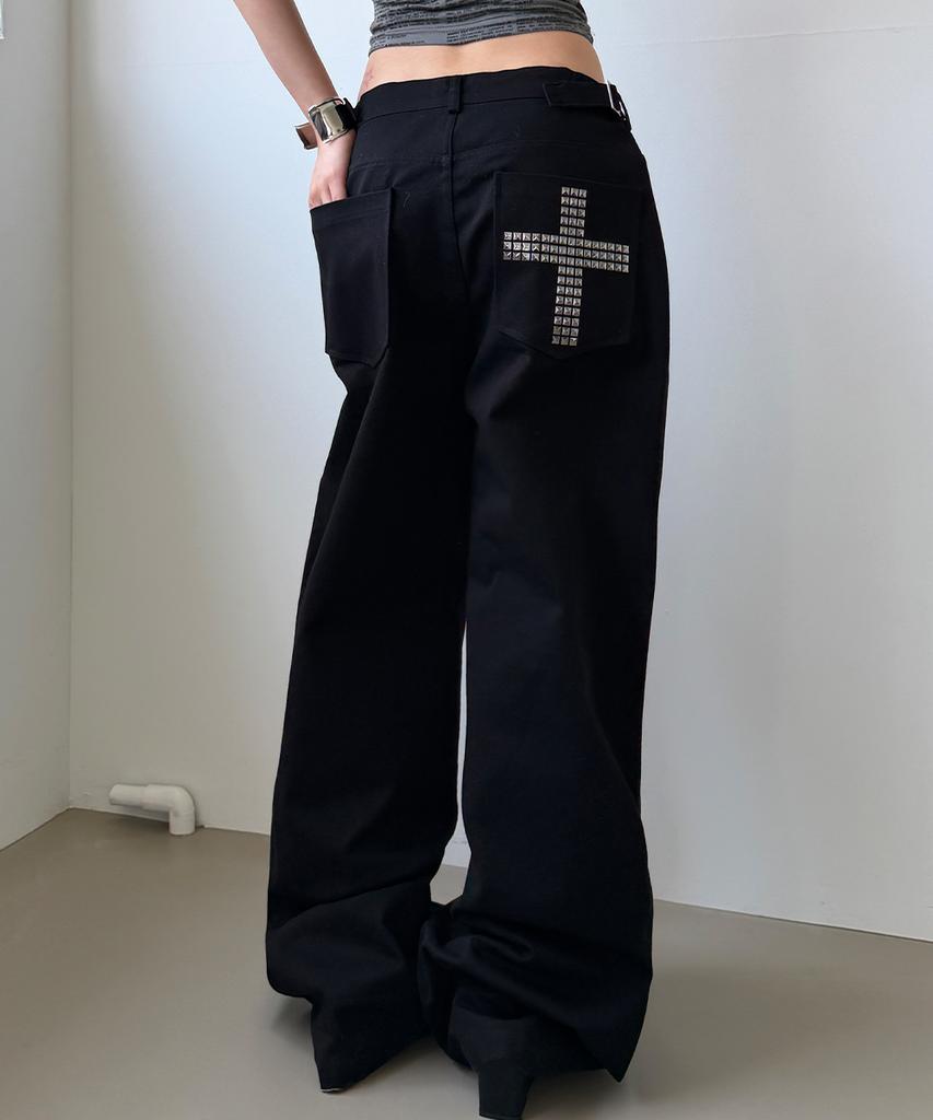 Weibeugeol Crucifixion Pants (2Color)