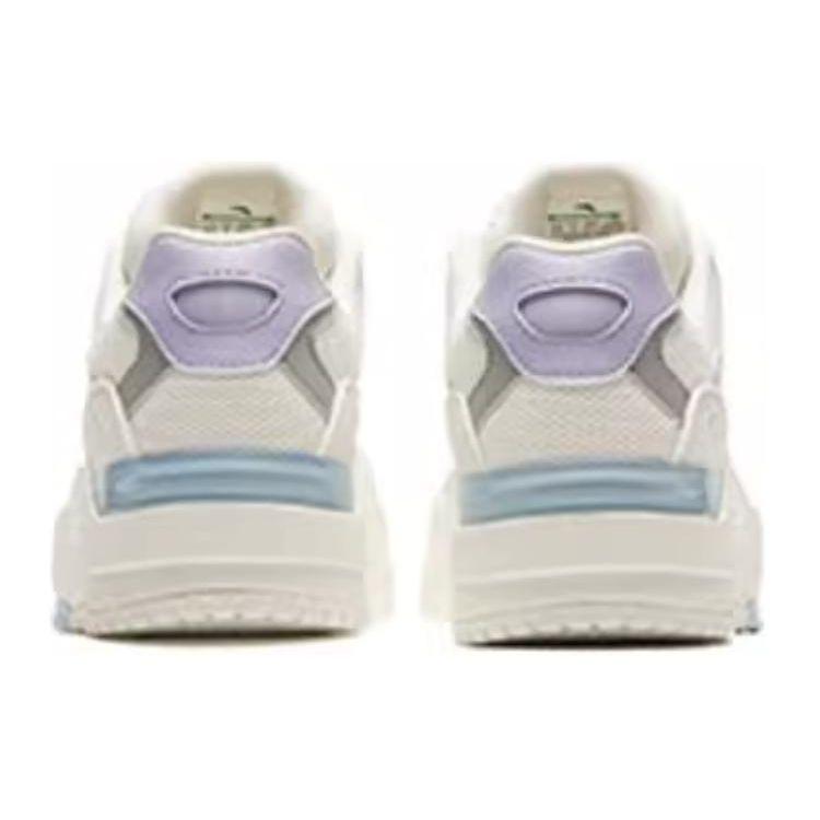 Anta Lightweight Shock Absorbing Durable Low-Top Sneakers Women sneakers White 122428054-2