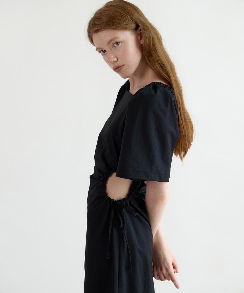 NEBELEVERYWEAR Volume Shirring Dress_Black